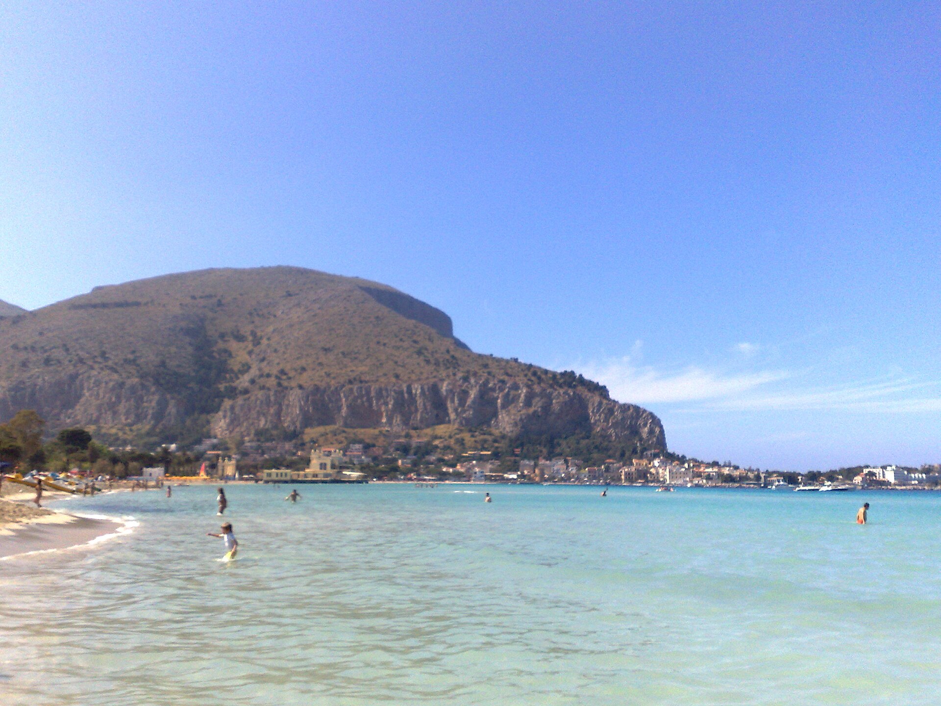 Le Residenze dell'Alloro — 7 appartamenti nel centro storico di Palermo, 